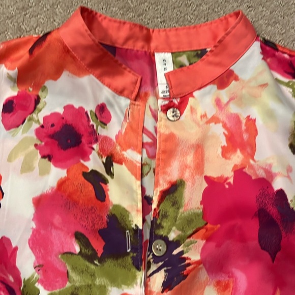 Cruz by Natori pajama top. Size small. 100% polyester - Picture 2 of 5